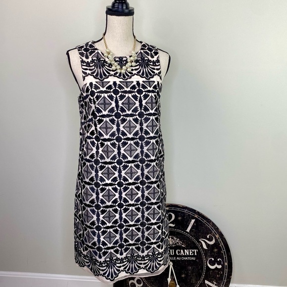 Shoshanna Black Cream Geometric print shift dress size 6 - Picture 1 of 16